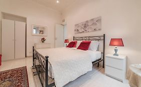 Piazza Vittorio Apartment